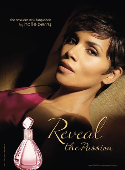 Perfumy Halle Berry Reveal the passion plakat reklamowy