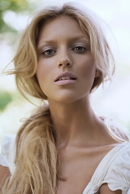 Anja Rubik