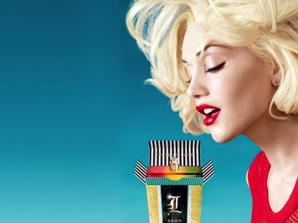 Reklama perfum Gwen Stefani L