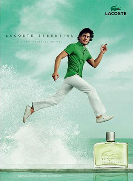 Reklama perfum Lacoste Essential