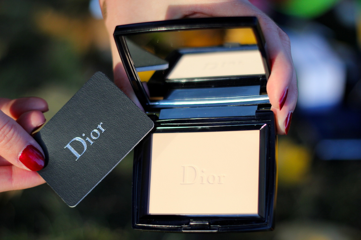 Puder w kompakcie Dior Diorskin Forever nr 001 - transparent light