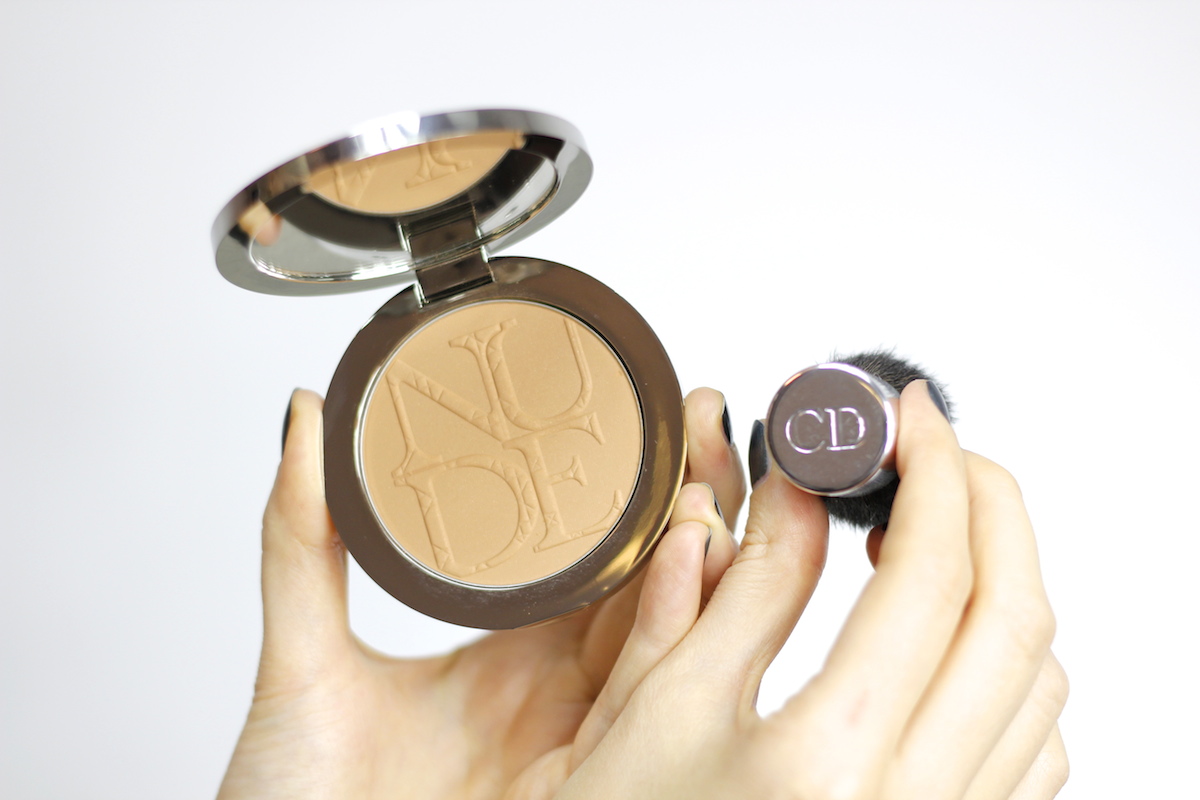 Bronzer Diorskin Nude Tan nr 001 w odcieniu Honey