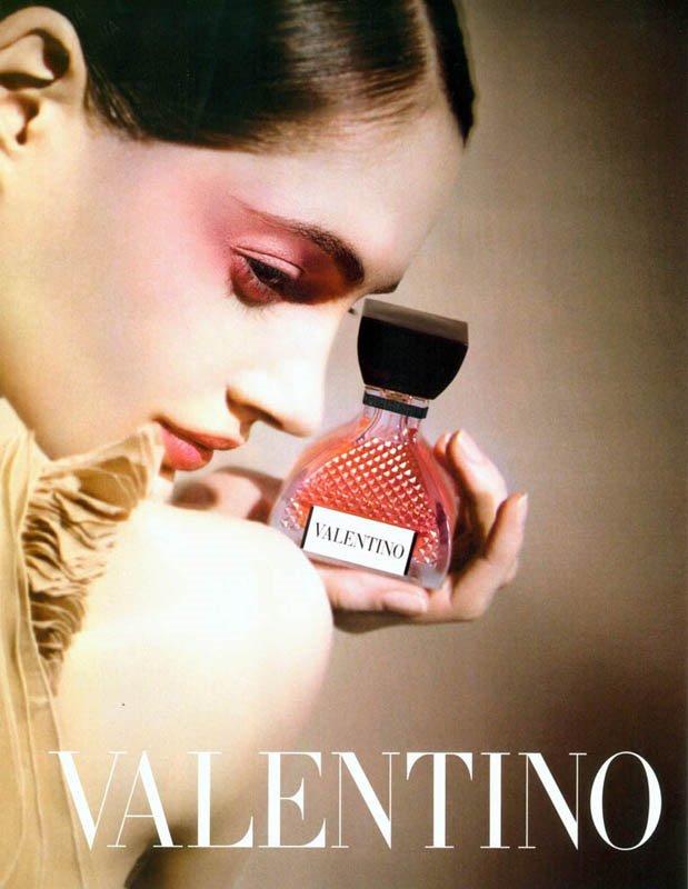 Reklama perfum Valentino eau de parfum Valentino