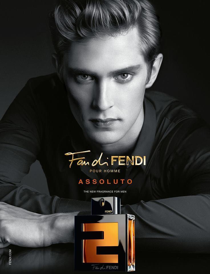 Reklama perfum Fan di fendi Pour Homme Assoluto