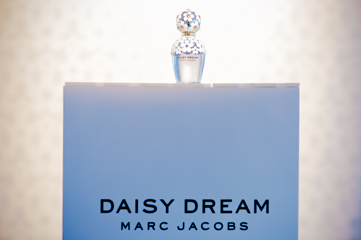 Photo report from the press conference Marc Jacobs Daisy Dream | Lad Bible